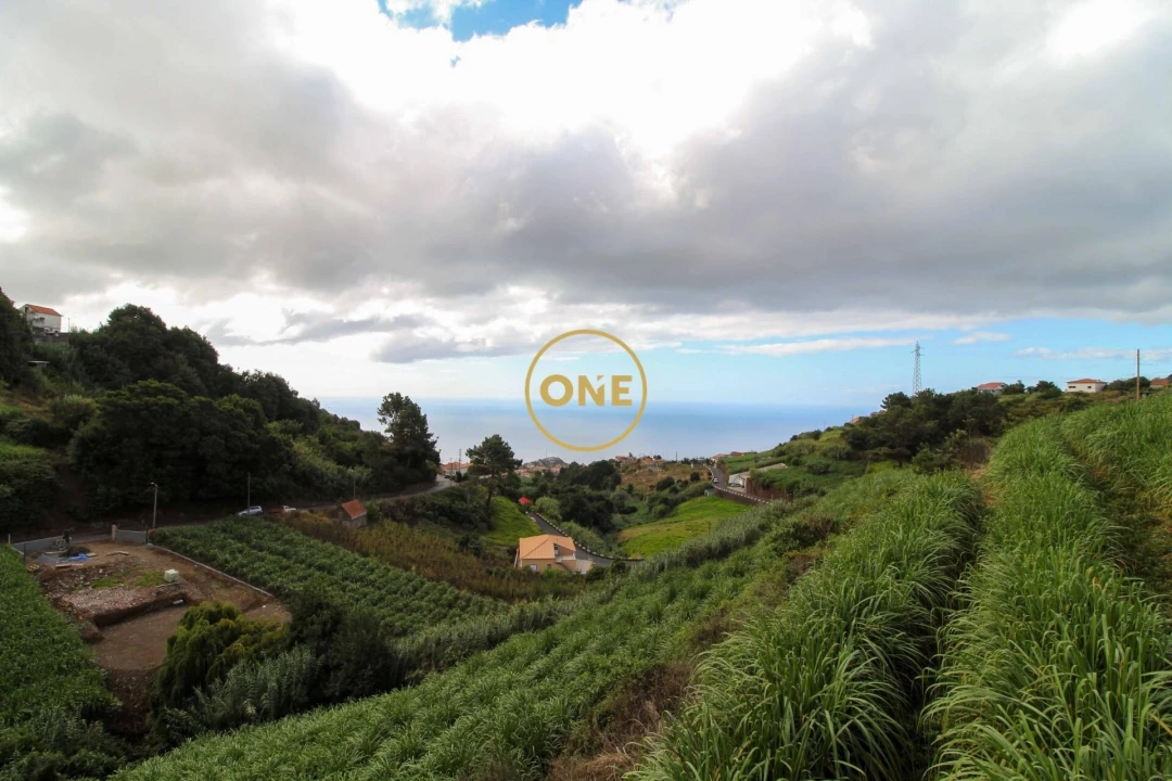 Moradia T3 para Venda em Canhas Foto 22