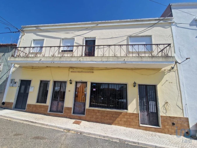 Moradia T2 para Venda em Cadaval e Pêro Moniz Foto 7