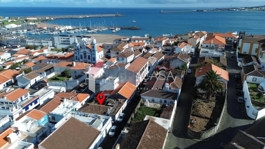 Moradia T2 para Venda em Praia da Vitoria (Santa Cruz) Foto 36