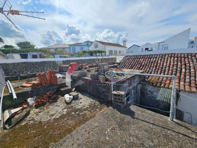 Moradia T2 para Venda em Praia da Vitoria (Santa Cruz) Foto 15