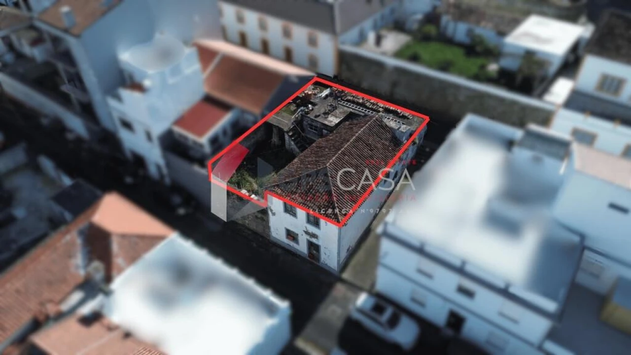 Moradia T2 para Venda em Praia da Vitoria (Santa Cruz) Foto 24