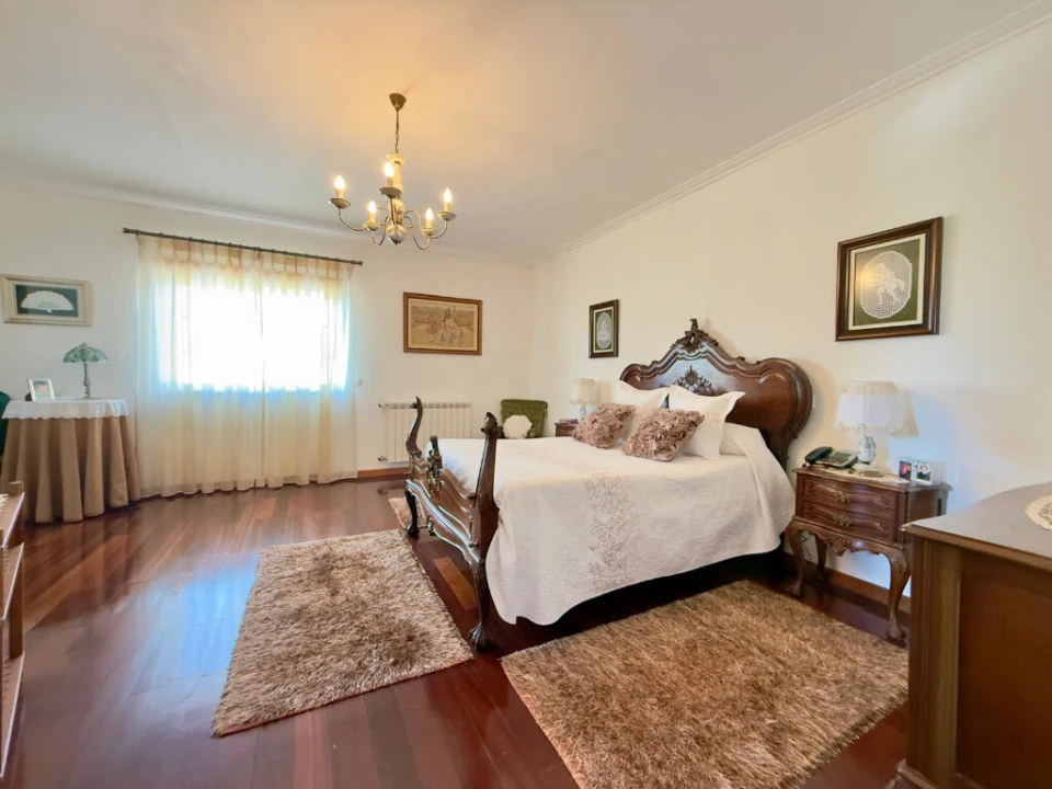 Moradia T5 para Venda em Cernache Foto 19