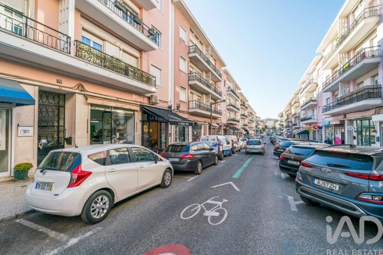 Loja para Venda em Alvalade Foto 22
