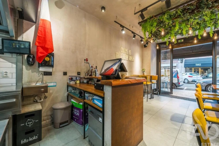 Loja para Venda em Alvalade Foto 10