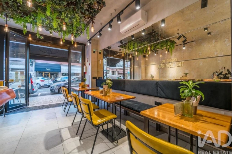 Loja para Venda em Alvalade Foto 9