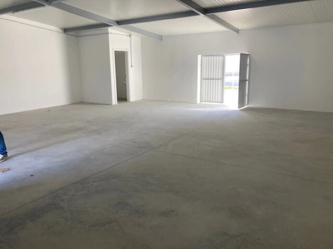 Armazém para Arrendamento em Santa Maria, São Pedro e Matacães Foto 3