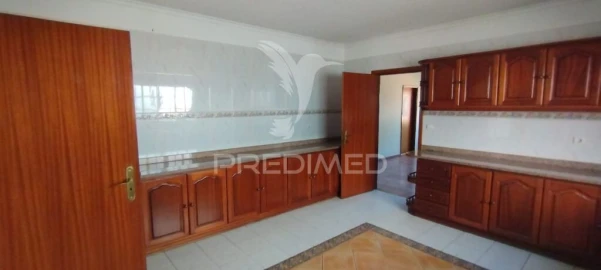 Moradia T3 para Venda em Canhas
