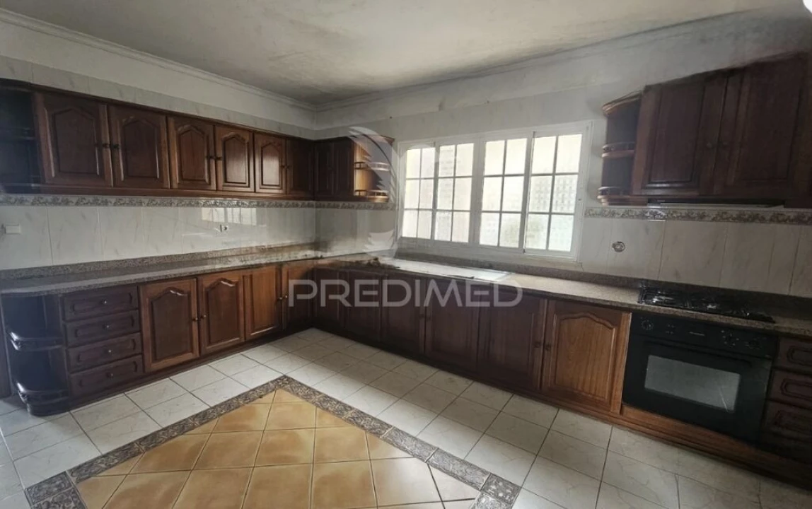 Moradia T3 para Venda em Canhas Foto 7