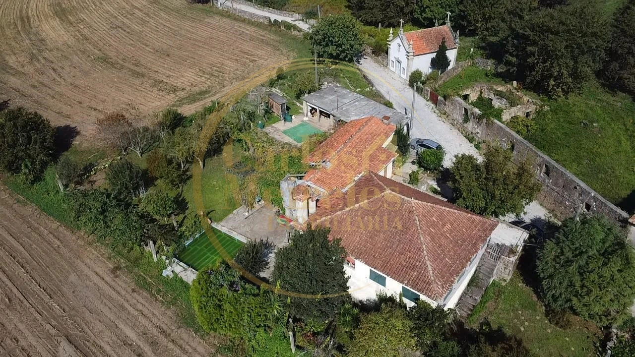 Quinta T3 para Venda em Ribeira do Neiva Foto 4