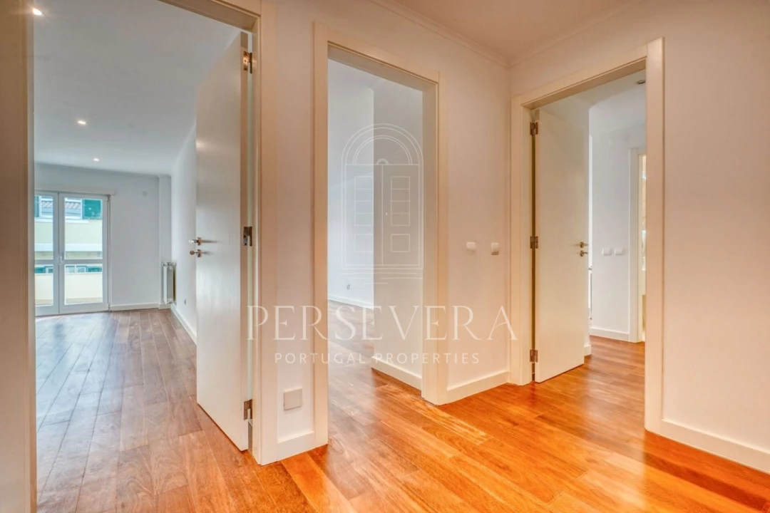 Apartamento T4 para Venda em Santa Maria e São Miguel, São Martinho, São Pedro Penaferrim Foto 7