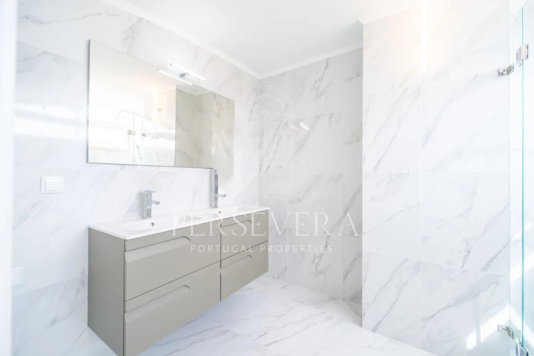 Apartamento T4 para Venda em Santa Maria e São Miguel, São Martinho, São Pedro Penaferrim Foto 9