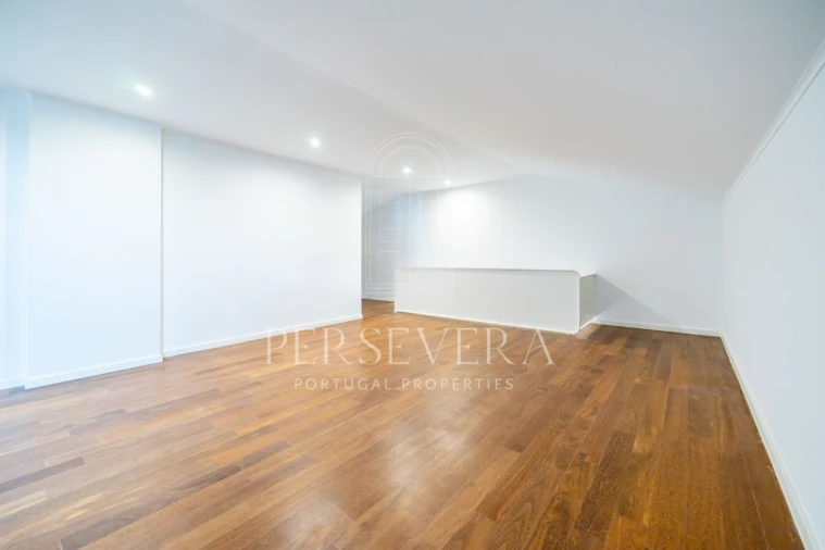 Apartamento T4 para Venda em Santa Maria e São Miguel, São Martinho, São Pedro Penaferrim Foto 20