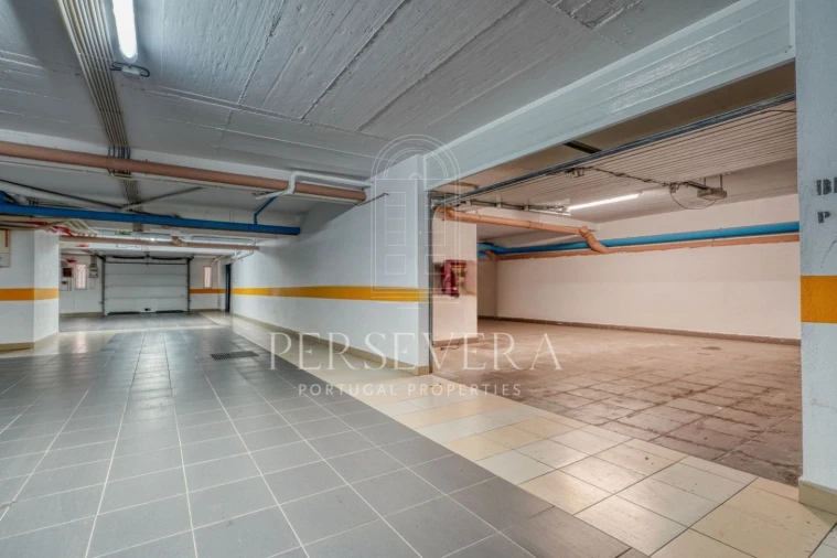 Apartamento T4 para Venda em Santa Maria e São Miguel, São Martinho, São Pedro Penaferrim Foto 25