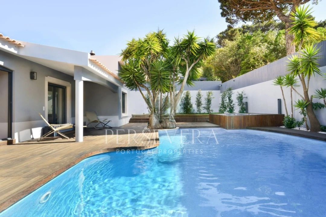 Moradia T6 para Venda em Cascais e Estoril Foto 1