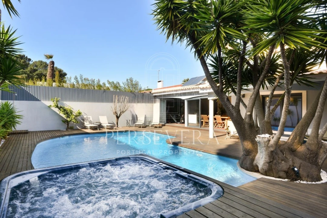Moradia T6 para Venda em Cascais e Estoril Foto 3