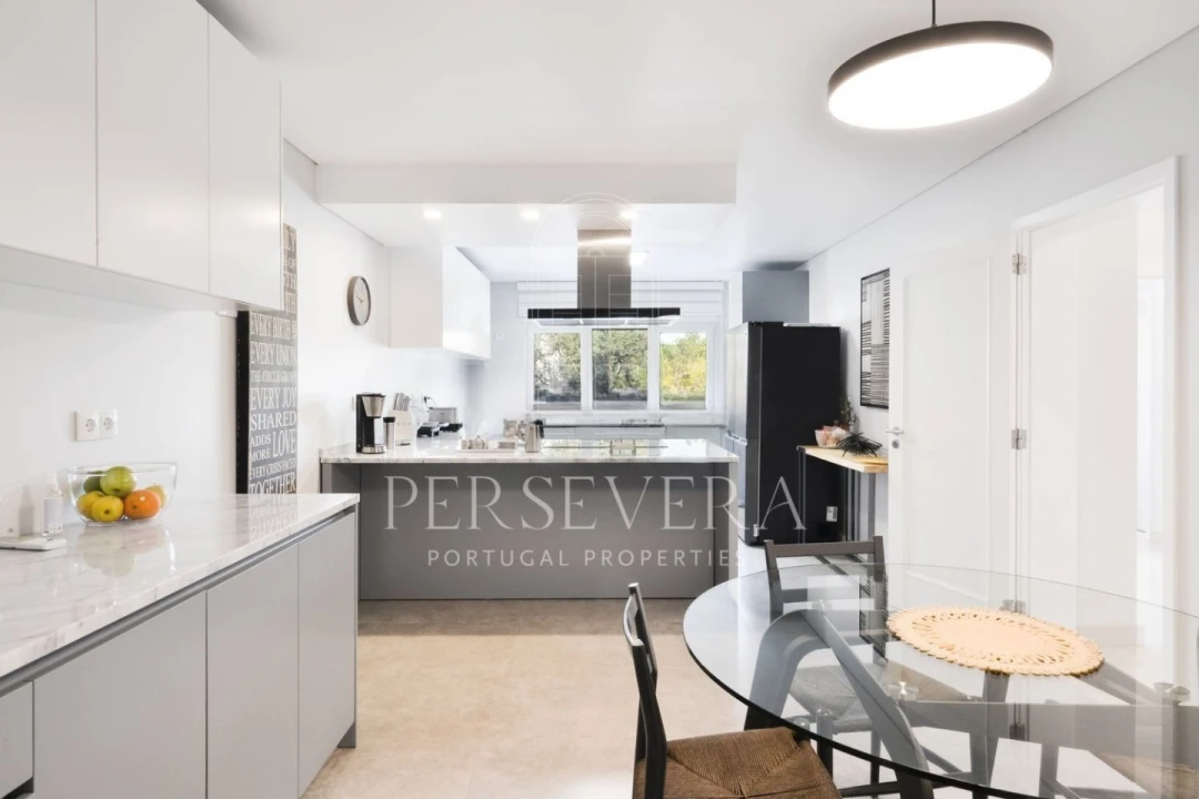 Moradia T6 para Venda em Cascais e Estoril Foto 13