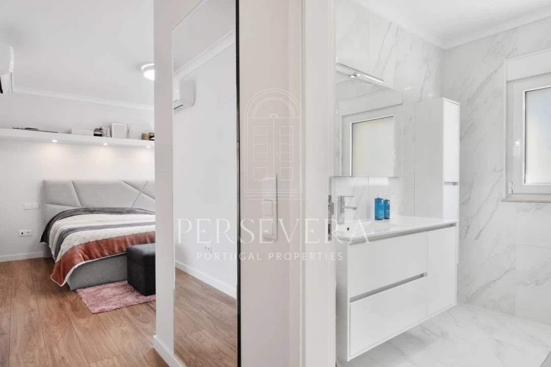 Moradia T6 para Venda em Cascais e Estoril Foto 26