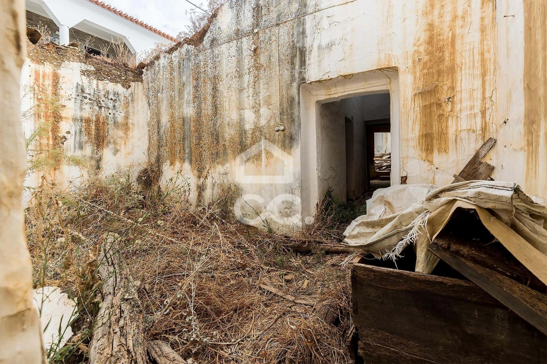 Moradia T3 para Venda em Santana Foto 13