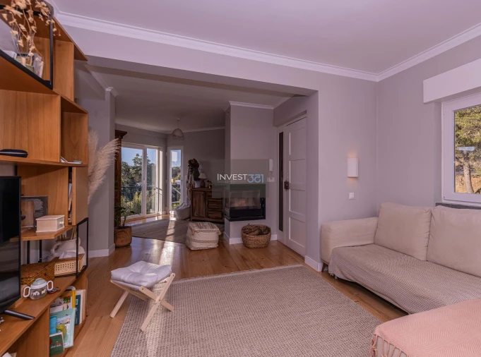 Apartamento T2 para Arrendamento em Algés, Linda-A-Velha e Cruz Quebrada-Dafundo Foto 10