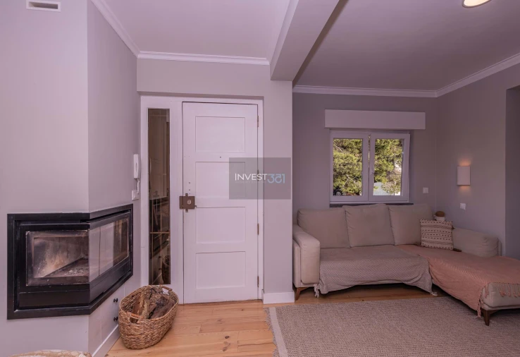 Apartamento T2 para Arrendamento em Algés, Linda-A-Velha e Cruz Quebrada-Dafundo Foto 15