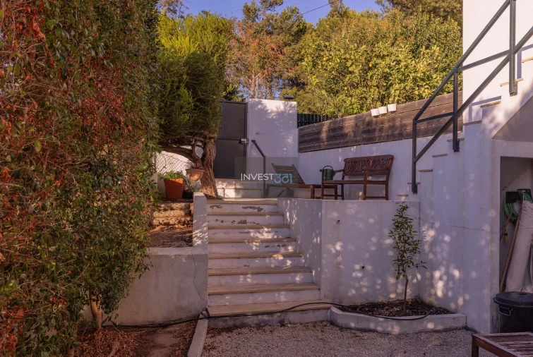 Apartamento T2 para Arrendamento em Algés, Linda-A-Velha e Cruz Quebrada-Dafundo Foto 43