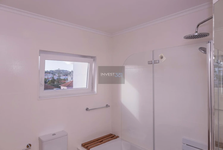 Apartamento T2 para Arrendamento em Algés, Linda-A-Velha e Cruz Quebrada-Dafundo Foto 26