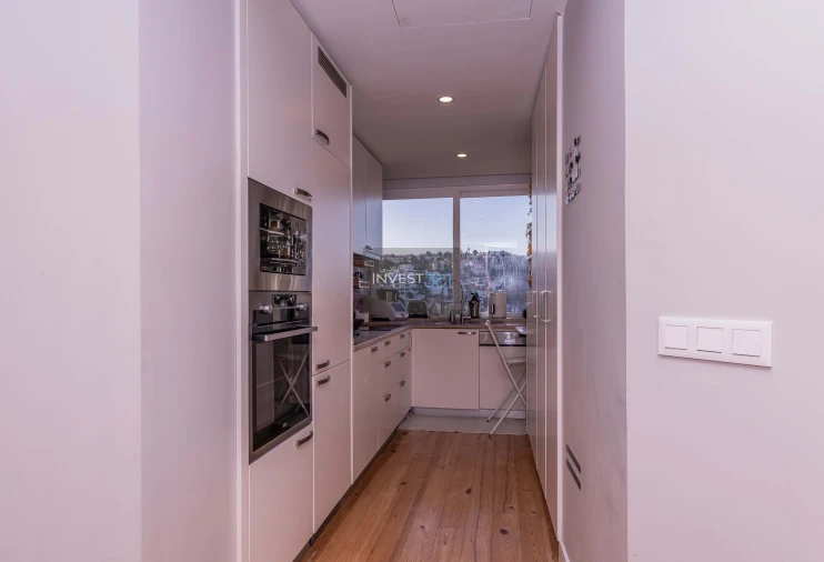 Apartamento T2 para Arrendamento em Algés, Linda-A-Velha e Cruz Quebrada-Dafundo Foto 35