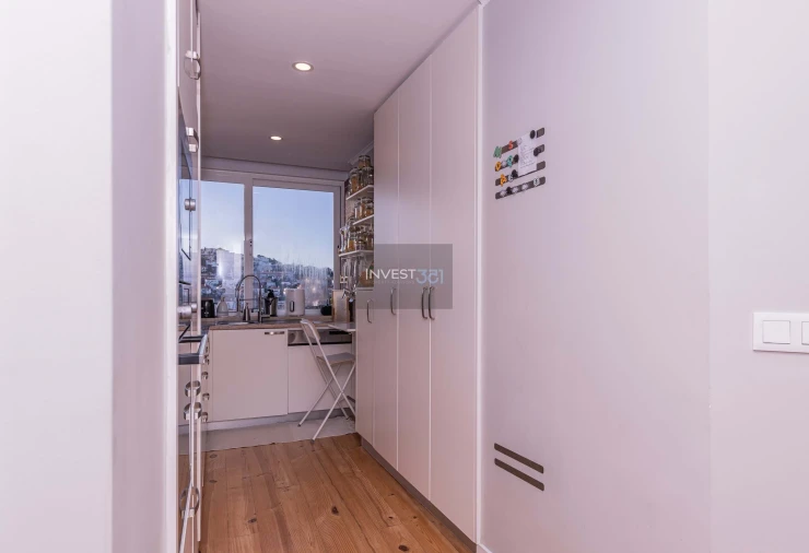 Apartamento T2 para Arrendamento em Algés, Linda-A-Velha e Cruz Quebrada-Dafundo Foto 34