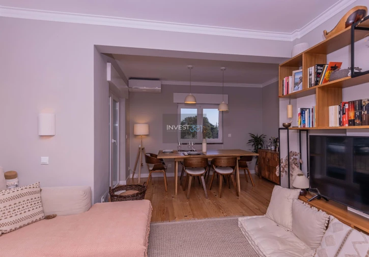 Apartamento T2 para Arrendamento em Algés, Linda-A-Velha e Cruz Quebrada-Dafundo Foto 9