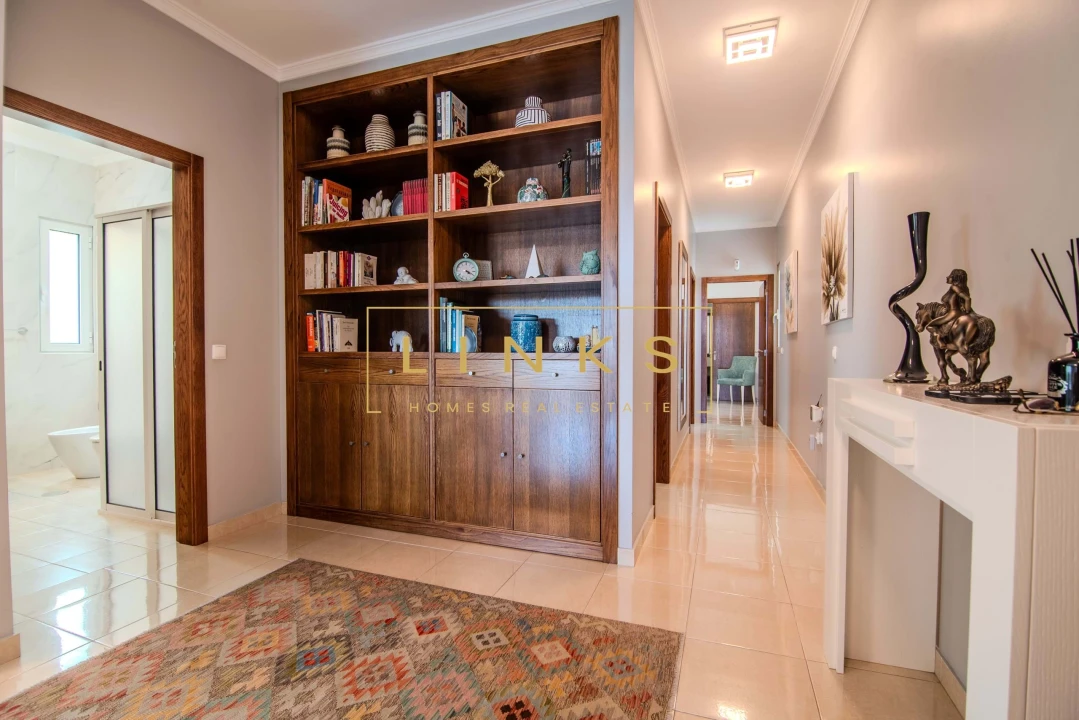 Moradia T3 para Venda em Porto Santo Foto 16