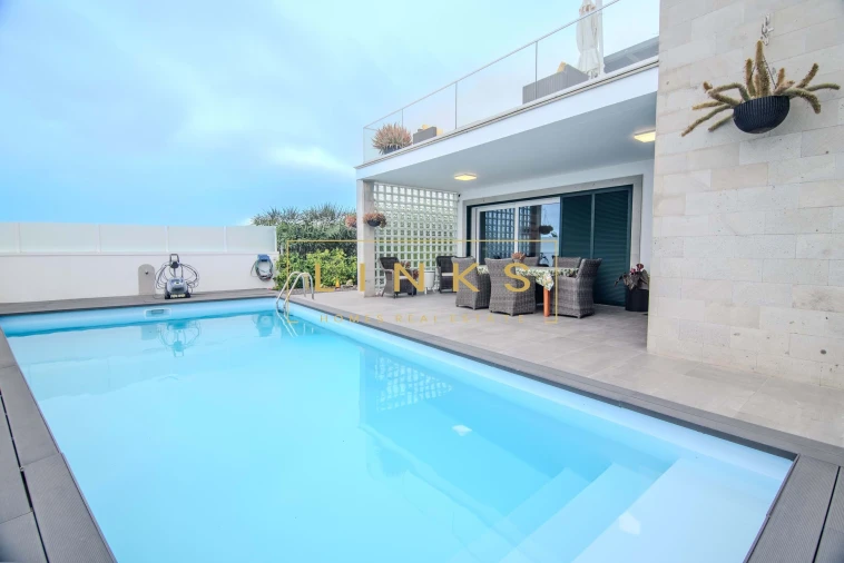 Moradia T3 para Venda em Porto Santo Foto 37