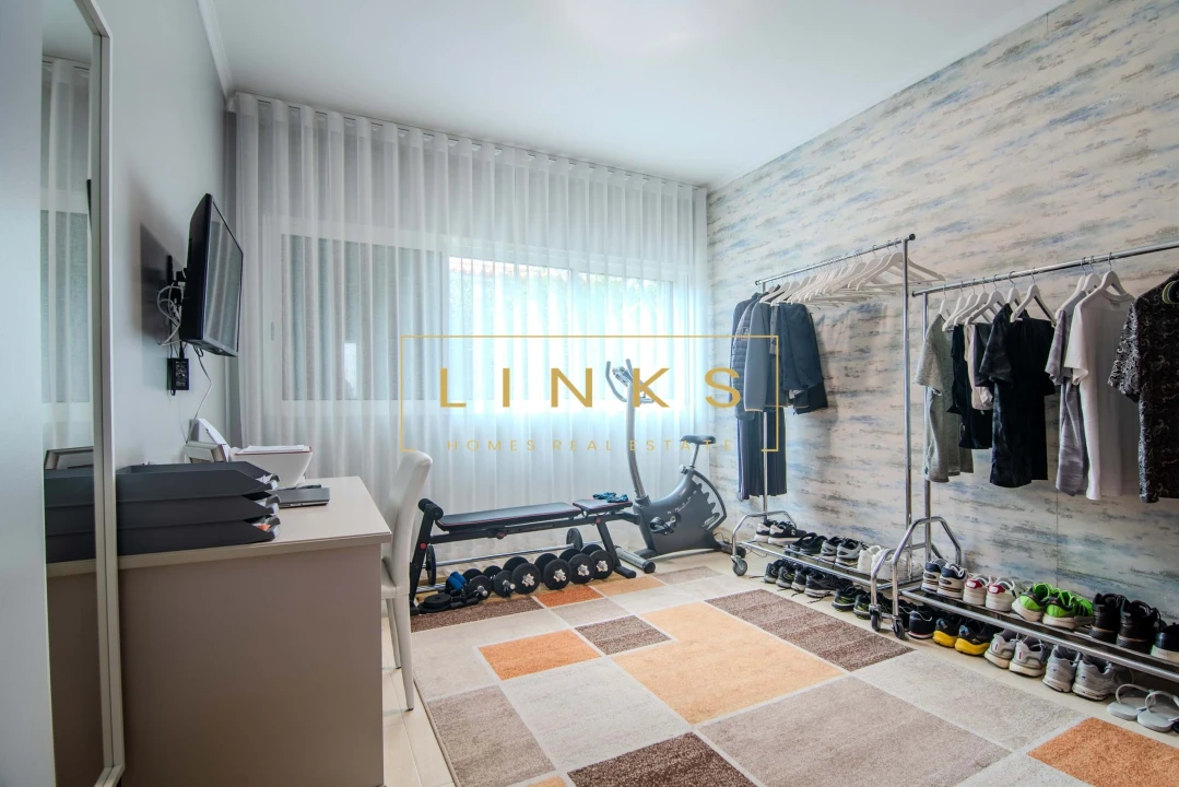 Moradia T3 para Venda em Porto Santo Foto 8