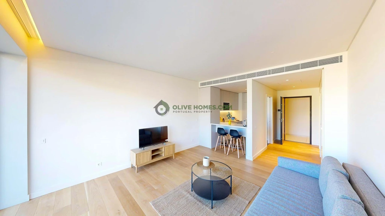 Apartamento T1 para Venda em Quarteira Foto 4