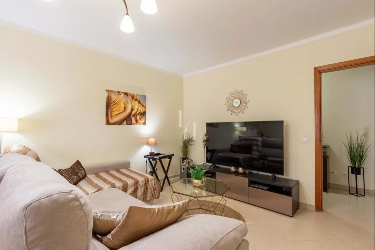 Apartamento T2 para Venda em Olhão Foto 4