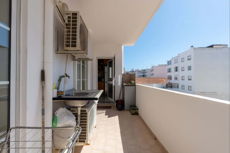 Apartamento T2 para Venda em Olhão Foto 10
