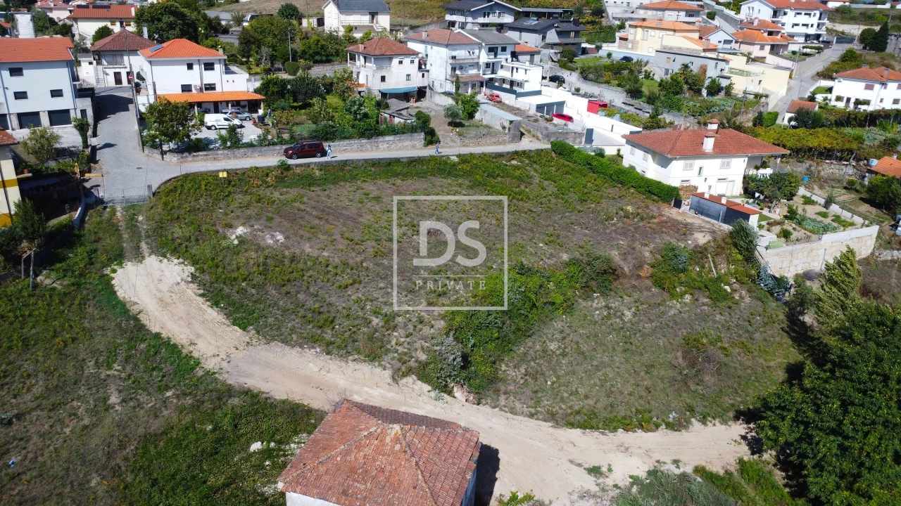 Terreno para Venda em Freixo de Cima e de Baixo Foto 8