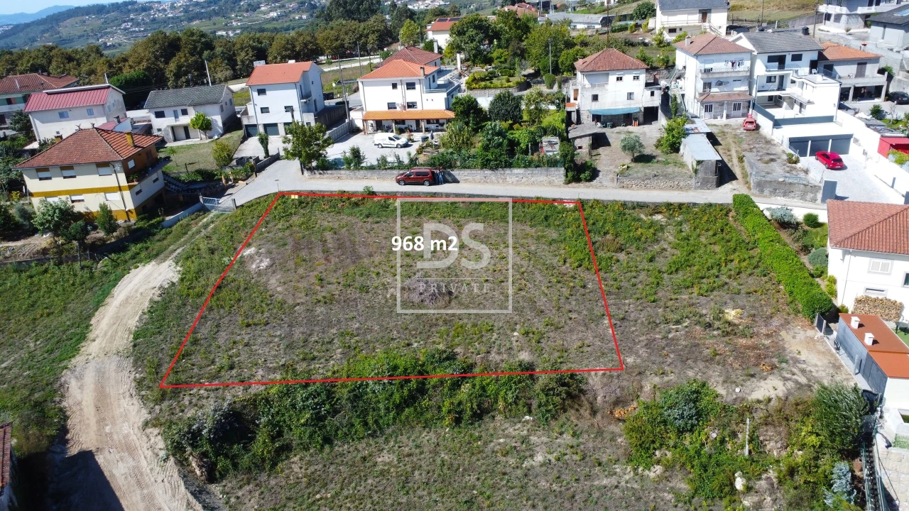 Terreno para Venda em Freixo de Cima e de Baixo Foto 11