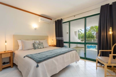 Apartamento para Venda em Albufeira e Olhos de Água