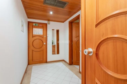 Apartamento para Venda em Albufeira e Olhos de Água