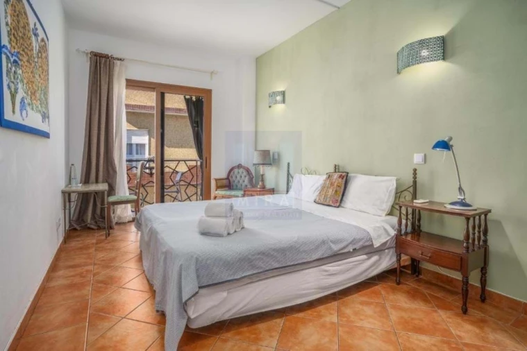 Moradia T9 para Venda em Alvor Foto 14