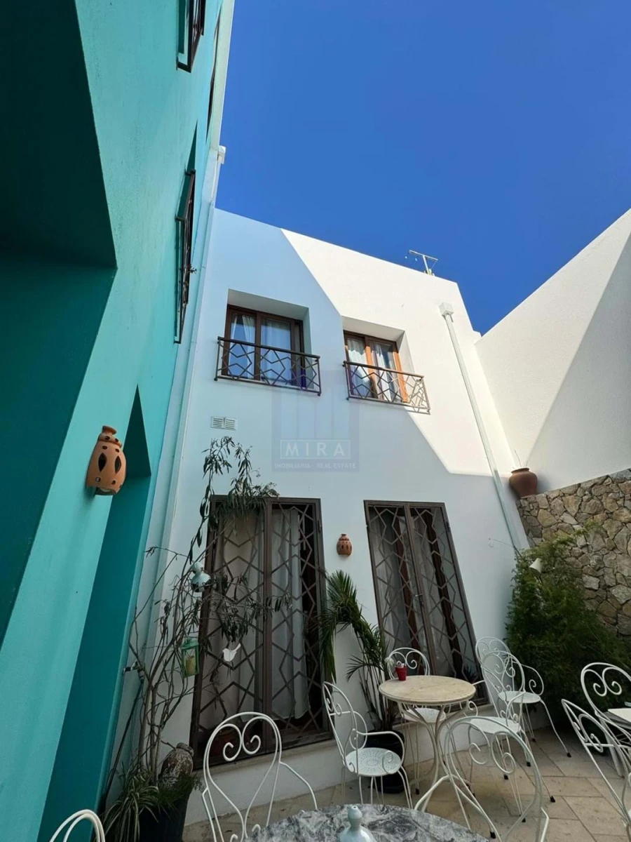 Moradia T9 para Venda em Alvor Foto 28