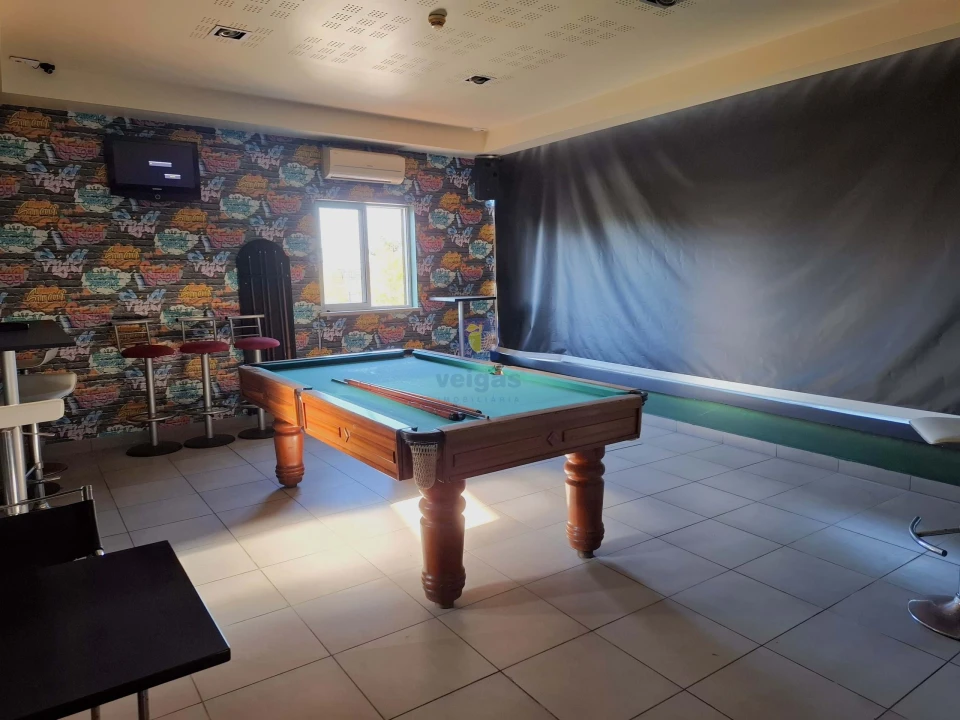 Negócio para Arrendamento em Meirinhas Foto 20