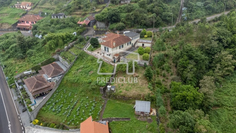 Moradia T4 para Venda em Santo Antonio da Serra Foto 5
