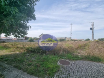 Terreno para Venda em Anta e Guetim
