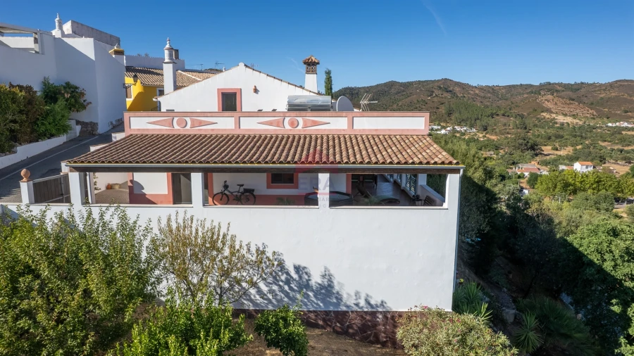 Moradia T0 para Venda em Salir Foto 2