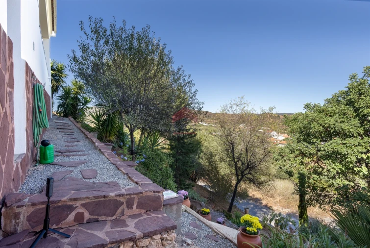 Moradia T0 para Venda em Salir Foto 40