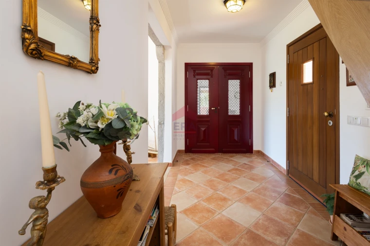 Moradia T0 para Venda em Salir Foto 33