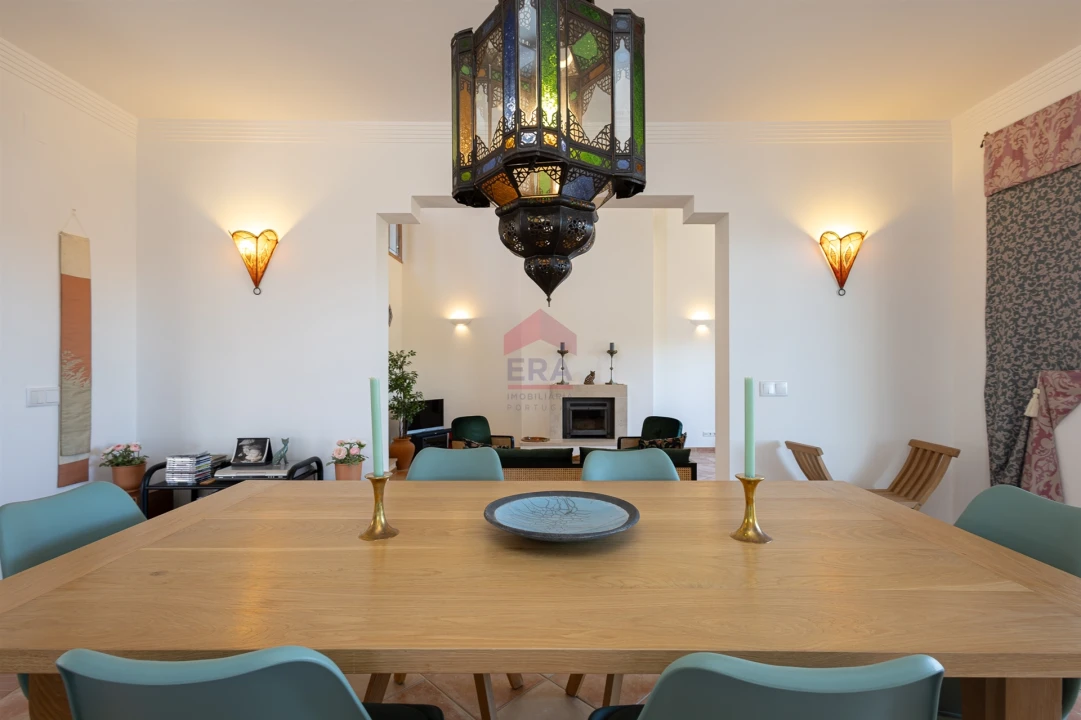 Moradia T0 para Venda em Salir Foto 13