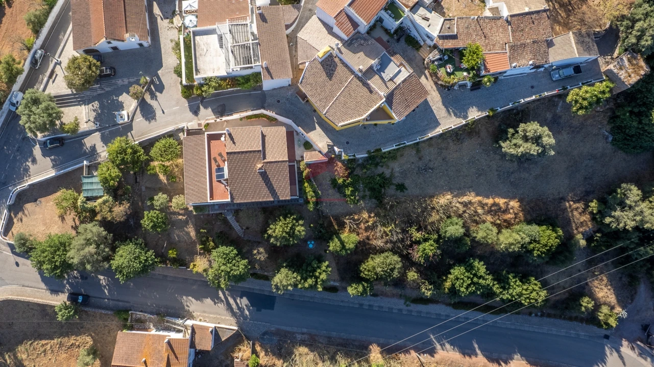 Moradia T0 para Venda em Salir Foto 51