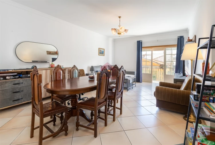 Apartamento T0 para Venda em Loule (São Sebastião) Foto 1